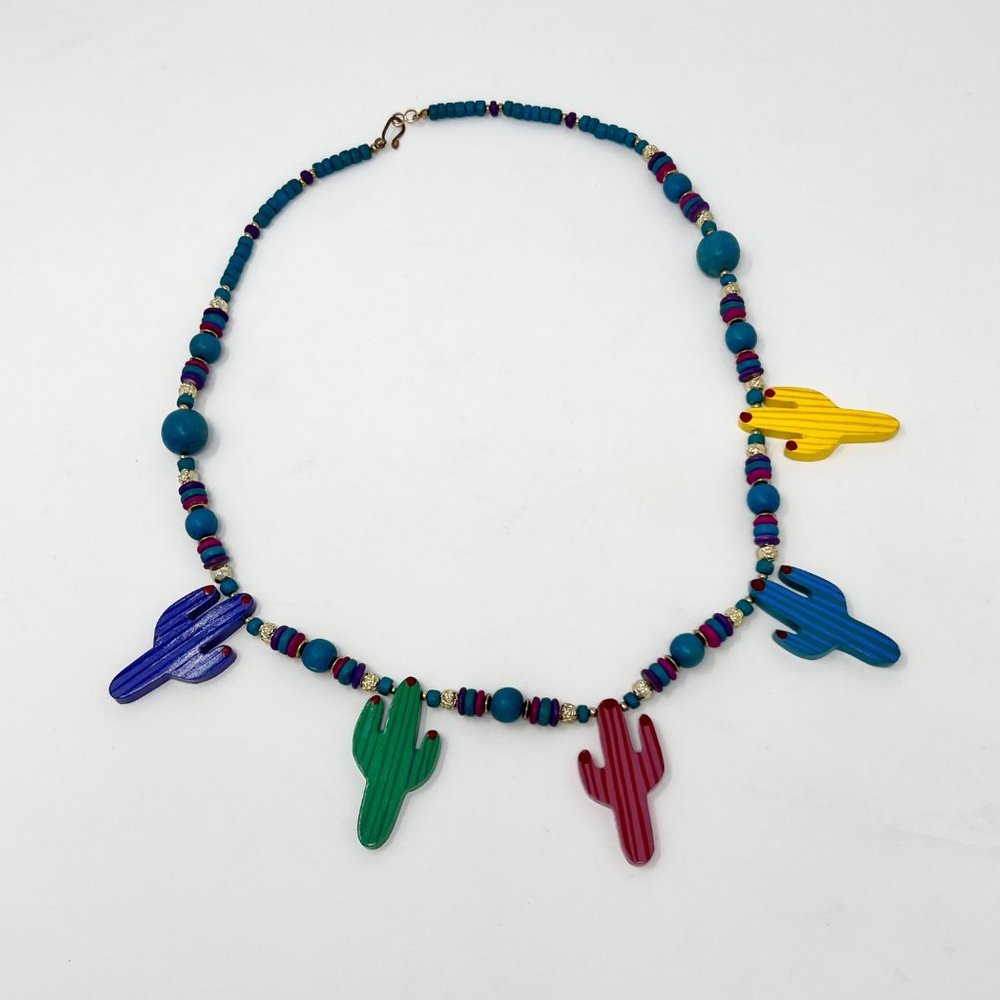 🌵Vintage 80s 90s Wooden Beaded Cacti Necklace🌵